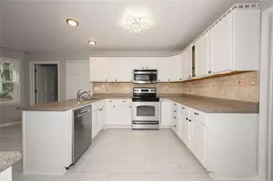 151 Lakeside Dr NW, Kennesaw, GA 30144 - Photo 17