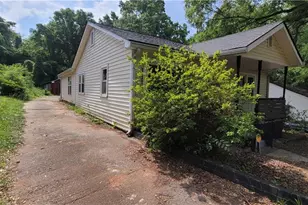 363 N 16th St, Griffin, GA 30223 - Photo 5