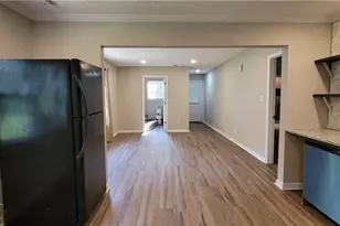 363 N 16th St, Griffin, GA 30223 - Photo 13