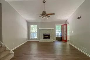 3331 Cottonwood Ln, Snellville, GA 30078 - Photo 5