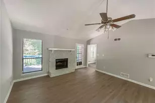 3331 Cottonwood Ln, Snellville, GA 30078 - Photo 7