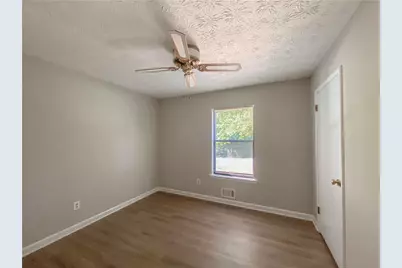 3331 Cottonwood Lane, Snellville, GA 30078 - Photo 19