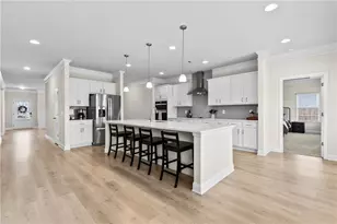 1304 Honeysuckle Ln, Hoschton, GA 30548 - Photo 7