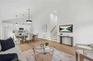 1674 Mary George Ave NW, Atlanta, GA 30318 - Photo 5