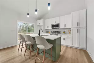 1674 Mary George Ave NW, Atlanta, GA 30318 - Photo 11