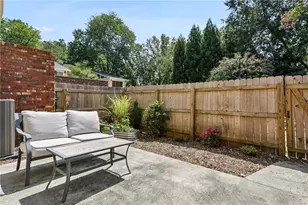 6118 Barfield Rd, Atlanta, GA 30328 - Photo 31