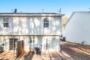 2960 Fields Dr, Lithonia, GA 30038 - Photo 5