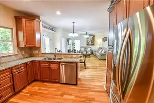 1865 Oak Tree Hollow, Alpharetta, GA 30005 - Photo 5