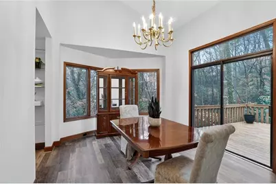 365 Crosstree Lane, Sandy Springs, GA 30328 - Photo 7