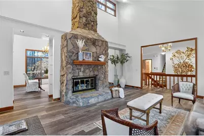 365 Crosstree Lane, Sandy Springs, GA 30328 - Photo 5