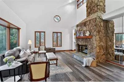 365 Crosstree Lane, Sandy Springs, GA 30328 - Photo 3