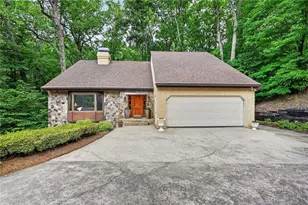 365 Crosstree Ln, Sandy Springs, GA 30328 - Photo 1