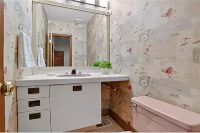 365 Crosstree Lane, Sandy Springs, GA 30328 - Photo 13