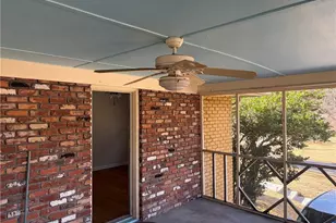 1455 N Amanda Cir NE, Atlanta, GA 30329 - Photo 19