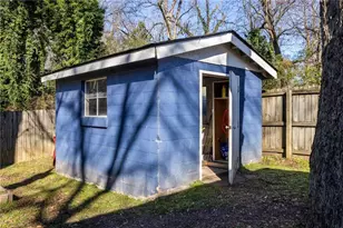 2269 Dauphine St, Atlanta, GA 30344 - Photo 27