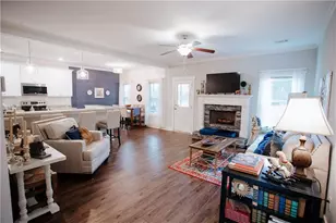 3221 Hollonville Rd, Williamson, GA 30292 - Photo 9