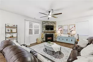 276 Maple Brook Dr, Dawsonville, GA 30534 - Photo 15