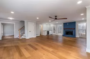 330 London Dale, Woodstock, GA 30189 - Photo 9