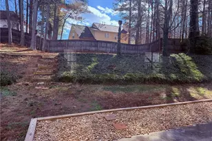 824 Montecruz Dr, Lawrenceville, GA 30045 - Photo 29