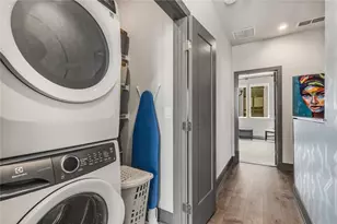 1300 Chelsea Cir NW, Atlanta, GA 30318 - Photo 23