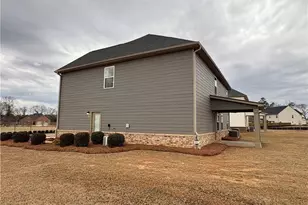 400 Daffodil Ln, McDonough, GA 30253 - Photo 3