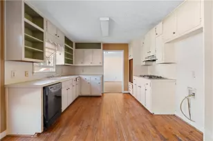 2250 Ridge Forest Dr, Grayson, GA 30017 - Photo 11