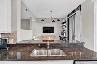 3040 Peachtree Road NW #1605, Atlanta, GA 30305 - Photo 9