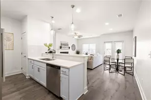 5820 Calle Vis Dr, Lithonia, GA 30058 - Photo 7