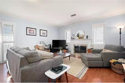 380 Manning Villas Drive SW, Marietta, GA 30064 - Photo 9