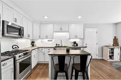 325 Saddle Creek Circle, Roswell, GA 30076 - Photo 9