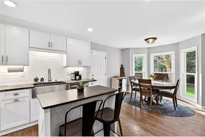 325 Saddle Creek Circle, Roswell, GA 30076 - Photo 11