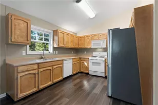 1281 Eagles Nest Cir, Carrollton, GA 30116 - Photo 5