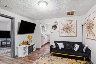 123 N Brawner St, Griffin, GA 30223 - Photo 3