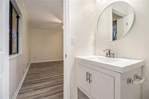 8443 Park Ridge Ln, Riverdale, GA 30274 - Photo 19