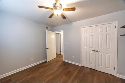 1111 Clairemont Avenue #J2, Decatur, GA 30030 - Photo 17
