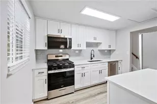 6734 Graves Mill Dr, Norcross, GA 30093 - Photo 3