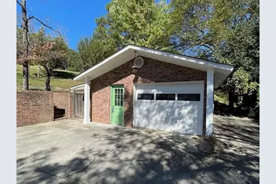 2502 E Hillview Drive, Dalton, GA 30721 - Photo 17