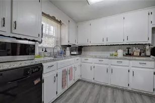 2023 Fate Conn Rd, Canton, GA 30114 - Photo 9