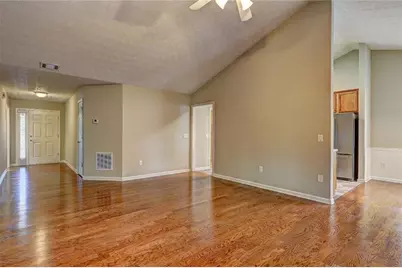 412 Mockingbird Drive, Loganville, GA 30052 - Photo 3