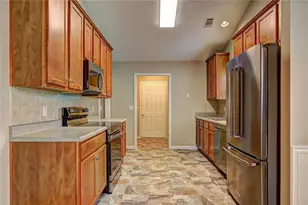 412 Mockingbird Dr, Loganville, GA 30052 - Photo 5