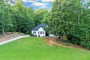 151 Dumar Ln, Hoschton, GA 30548 - Photo 3