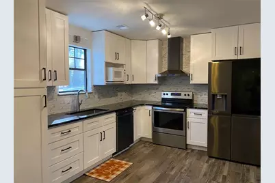 128 Woodberry Court, Woodstock, GA 30188 - Photo 1