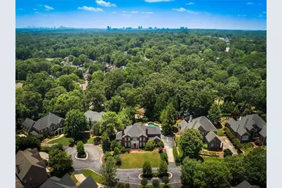 225 Farmbrooke Court, Atlanta, GA 30350 - Photo 81