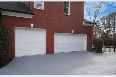 225 Farmbrooke Court, Atlanta, GA 30350 - Photo 77