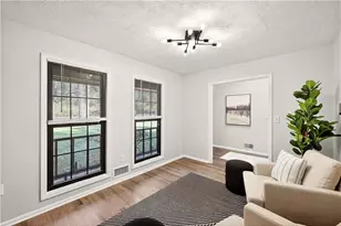 752 Maple Dr, Riverdale, GA 30274 - Photo 5