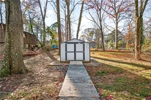 752 Maple Dr, Riverdale, GA 30274 - Photo 29