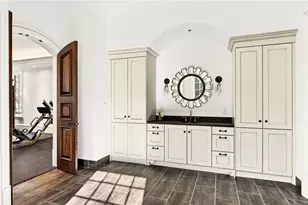 5250 London Dr, Atlanta, GA 30327 - Photo 89