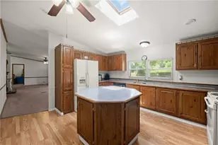 1000 Jim Johnson Rd, Winder, GA 30680 - Photo 7