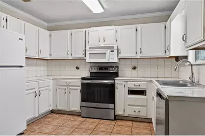 3400 Brookview Drive, Loganville, GA 30052 - Photo 7