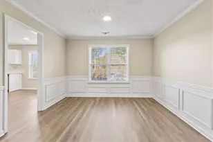 820 Whitecrest Ct, Lawrenceville, GA 30043 - Photo 9